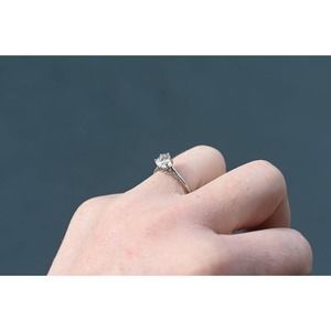 Rough Diamond Engagement Ring Classic Quartz Sterling Silver unique alte…